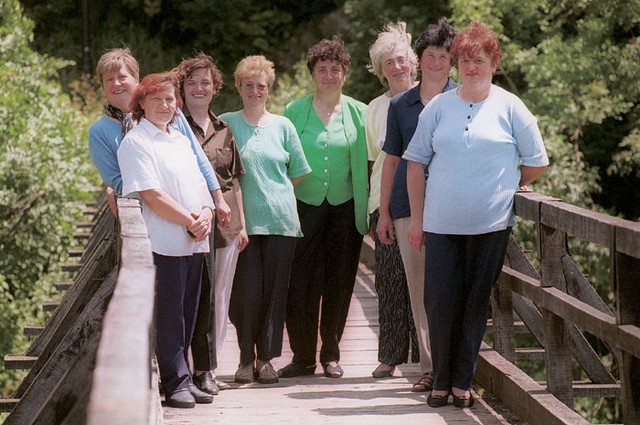 Sedem predsednic društev kmečkih žena z območja Bele krajine