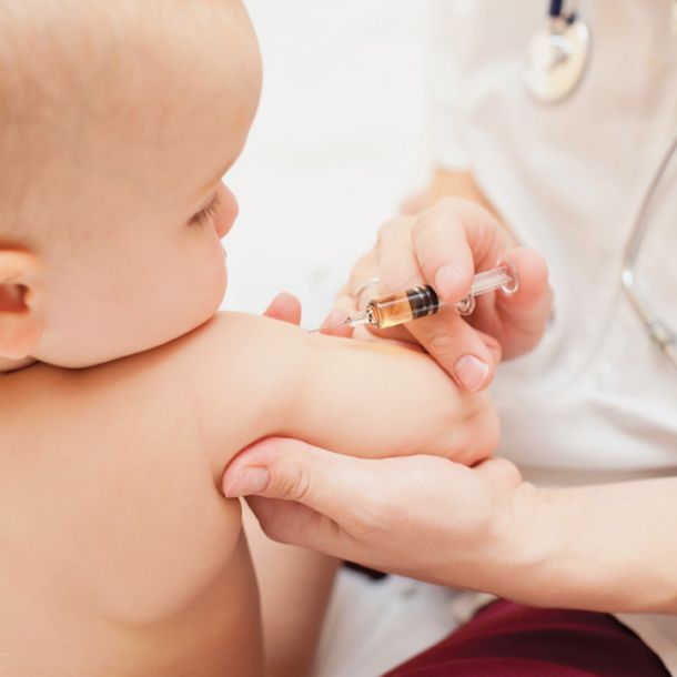 Za najboljšo zaščito pred pnevmokoknimi okužbami so potrebni trije odmerki cepiva