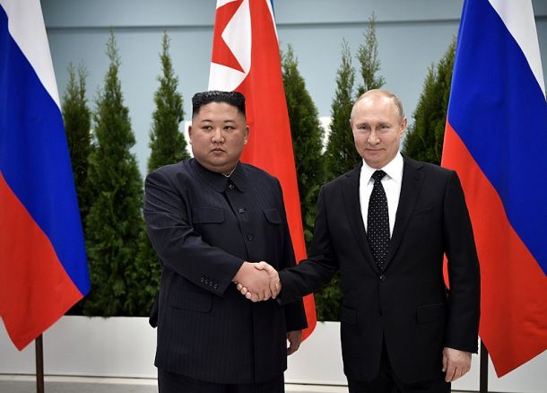 Severnokorejski predsednik Kim Jong Un in ruski predsednik Vladimir Putin