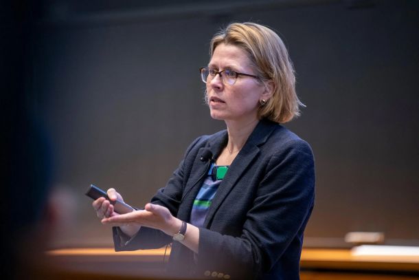 Ameriška ekonomistka Fiona Scott Morton je po enem tednu od napovedi njenega imenovanja zavrnila položaj glavne ekonomistke na generalnem direktoratu Evropske komisije za konkurenco