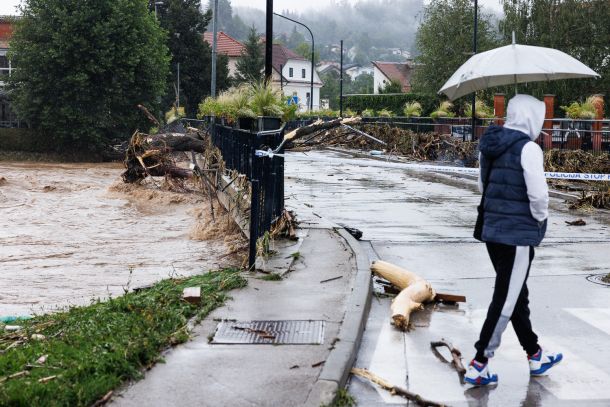 Poplave v Sloveniji so povzročile za več milijard evrov škode