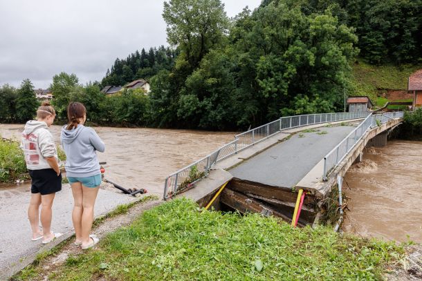 Številni v Sloveniji so zaradi posledic poplav ostali brez domov