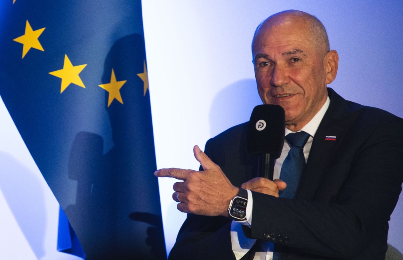Volilna komisija pod političnim pritiskom