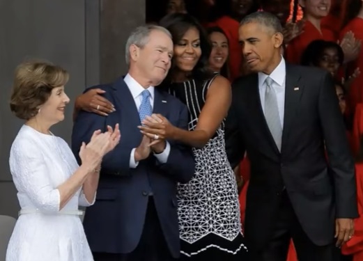 Zakonca Bush in zakonca Obama na odprtju prvega nacionalnega muzeja zgodovine in kulture temnopoltih Američanov