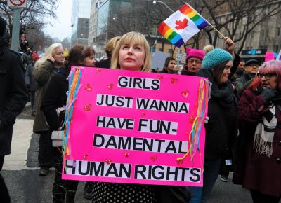 Dekleta želijo le osnovne človekove pravice - protest za ženske v Torontu