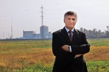 Martin Novšak, direktor državne Gen energije, ki bo zapravil več kot 15 milijonov evrov za konkurenčni boj proti drugemu državnemu podjetju.