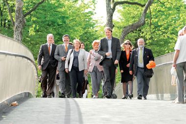 Moštvo Zares: predsednik Gregor Golobič in kandidati za Evropski parlament Ivo Vajgl, Roman Jakič, Cveta Z. Oražem, Bernarda Jeklin, Felicita Medved, Peter J. Česnik (manjka Matej Lahovnik)