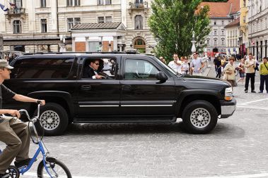 Šoping pohod Laure Bush po Ljubljani: Zaščita