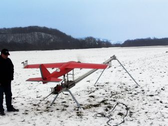 Desetkrat cenejša slovenska leteča tarča, ki jo izdelujejo v podjetju Aviotech. Izvažajo jih tudi v tujino, v Slovenski vojski pa se jih bojijo, ker so \