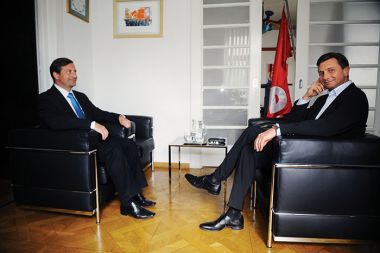  Borut Pahor ima z Desusom največje težave pri kadrovskih vprašanjih. Vsebinskih nasprotij pa med SD in Desusom ni veliko.