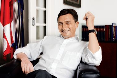 /media/www/slike.old/mladina/vintborut_pahor_02_bk.jpg