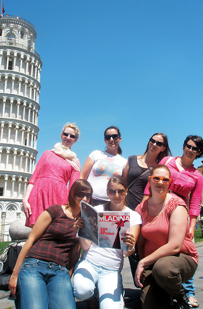 Primorke Maja, Dea, Vanja, Sara, Nina, Sara, Jana v Pisi, Toskana, Italija / Foto Sara Topčievski