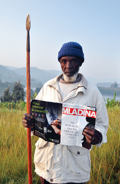 Nočni čuvaj Tom, jezero Bunyonyi, Uganda / Foto Humanitarno-medicinska odprava Uganda 2012