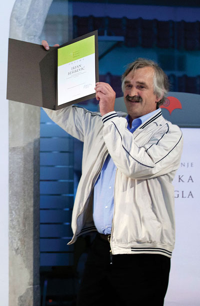 Irfan Beširević, prvi dobitnik priznanja Živka Pregla, 20. obletnica ustanovitve Zavoda za odprto družbo, Mestni muzej, Ljubljana