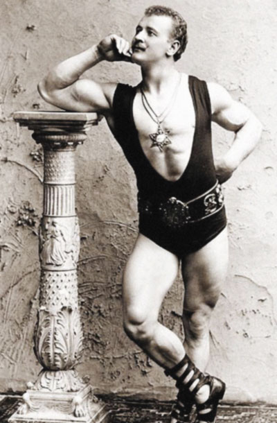 Eugen Sandow, začetnik bodibilderstva, Schwarzenegger s konca 19. stoletja, ki je Indijce navdušil za telovadbo 