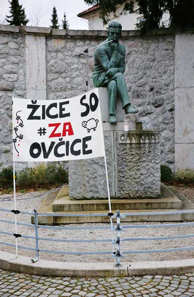 Protest proti zavračanju beguncev na Vrhniki, 26. 2. 2016