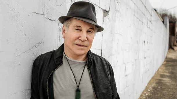 Še zmeraj zvedavi in mladostni Paul Simon