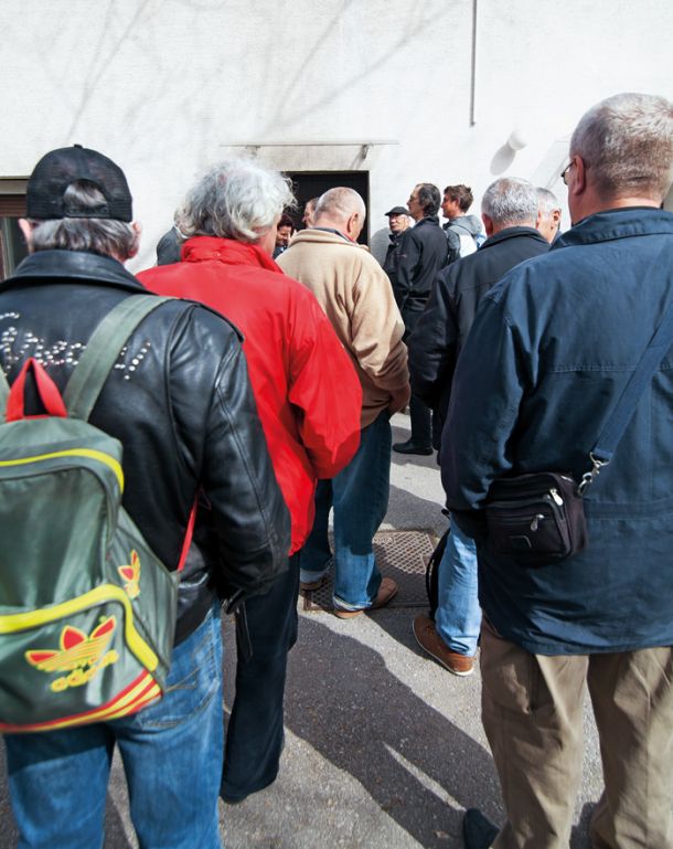 Razdeljevalnica brezplačnega toplega obroka v Ljubljani