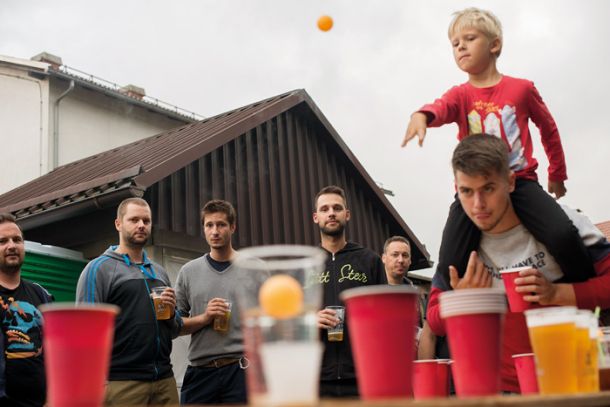 Beer pong, ribniški študentski klub, Ribniški sejem