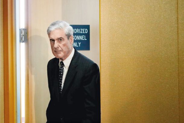 Robert Mueller, posebni preiskovalec pravosodnega ministrstva, ki je preiskoval predvolilne povezave med Trumpovim štabom in Rusijo. 