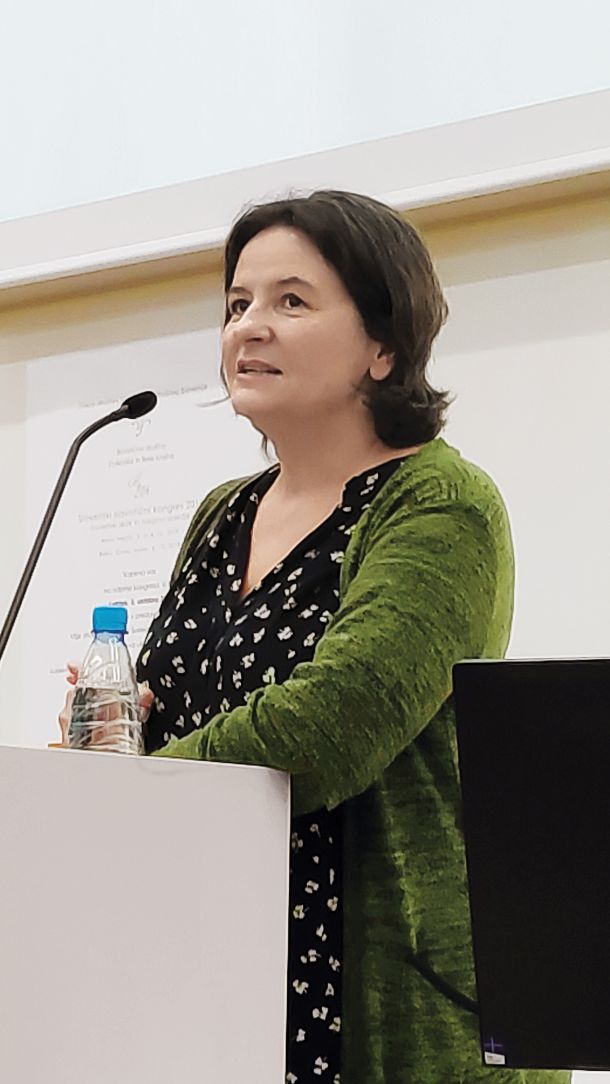 Simona Klemenčič 