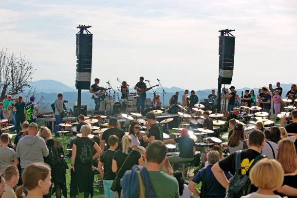 Bobnarji na gradu (Sokijeva bobnarska šola, Hudobni Volk, The Rocktors), dobrodelni dogodek, Ptujski grad