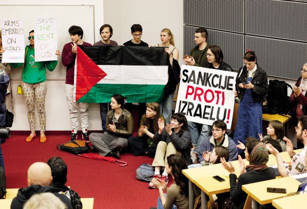 Protest v študijski predavalnici na Fakulteti za družbene vede