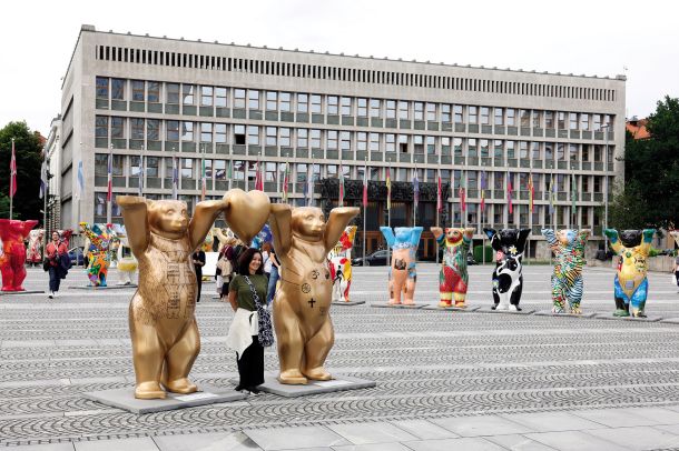 Razstava United Buddy Bears, Umetnost strpnosti, Trg republike, LJ