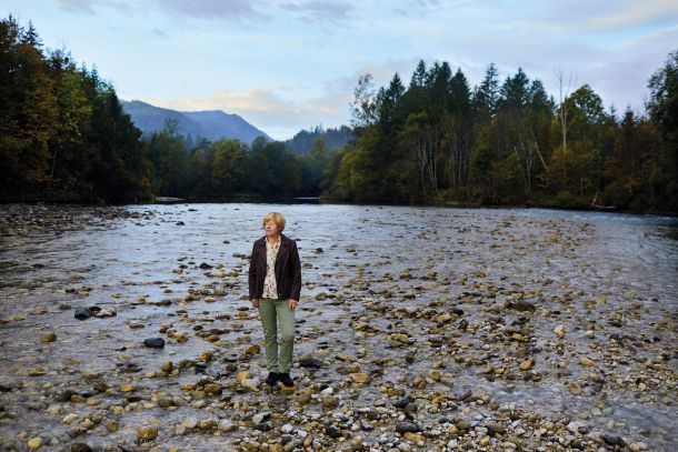 Varuhinja sotočja Save Bohinjke in Save Dolinke Jana Kolman si kot članica civilne iniciative Reši sotočje že vrsto let prizadeva za ohranitev tega naravnega bisera in širše okolice, ki jim grozi gradnja turističnorekreacijskega centra na Lancovem pri Radovljici. 