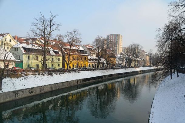  V Ljubljani je zapadlo štiri centimetre snega