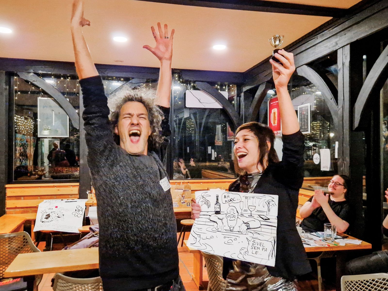 Jure Engelsberger, zmagovalec stripovskih dvobojev; Nacionalni dan stripa, društvo Packa, Foerster bar, LJ | Anže Buh