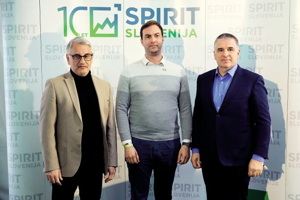 Matjaž Han in Rok Capl, direktor agencije Spirit. (Na fotografiji leta 2023 ob 10-letnici delovanja javne agencije Spirit Slovenija) 