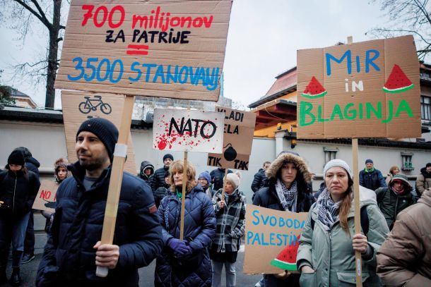 Opomin vladi: »petkovi kolesarski« protestniki so vlado opozorili na neizpolnjene obljube