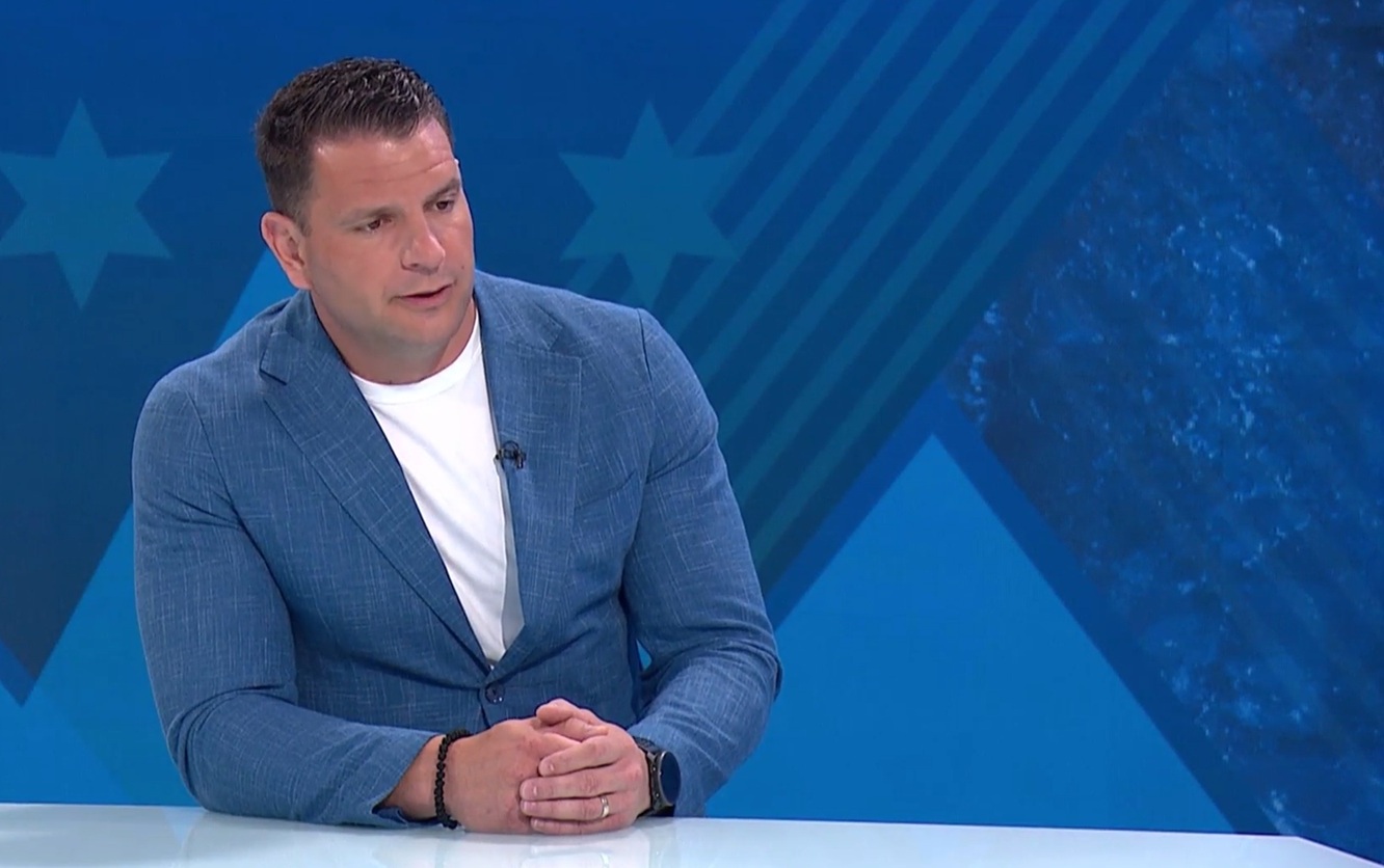 Zoran Stevanović / Predsednik vseh resnic