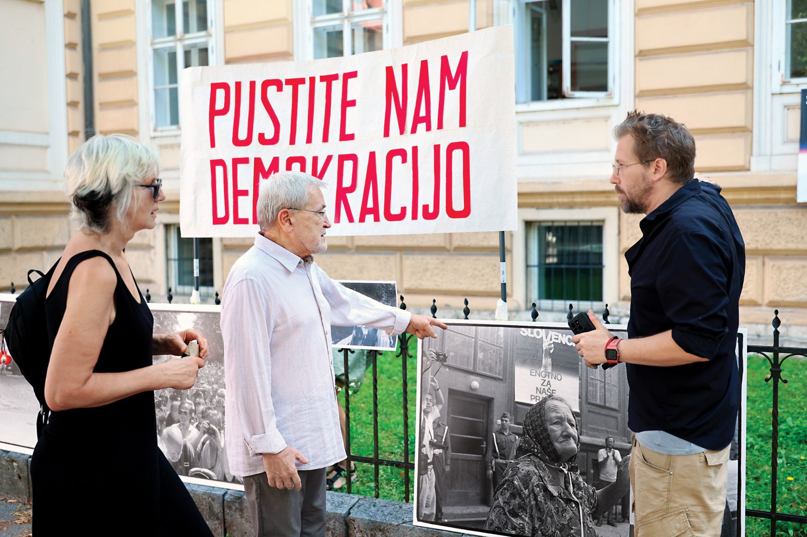Neomejena moč politike